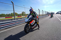 donington-no-limits-trackday;donington-park-photographs;donington-trackday-photographs;no-limits-trackdays;peter-wileman-photography;trackday-digital-images;trackday-photos